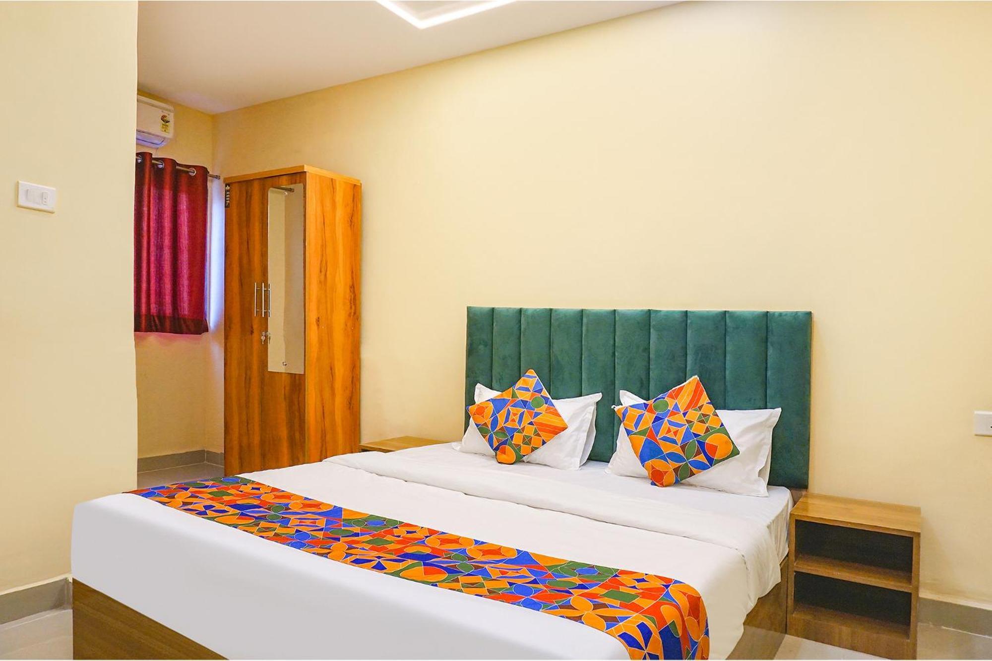 Fabhotel Falcon Inn -Behind The Dmart Baner Pune Exterior photo